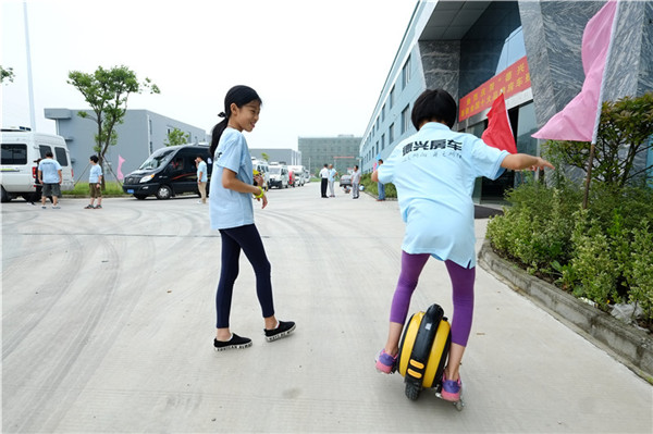 若爾蓋草原房車自駕之旅已于7月10日正式出發(fā)