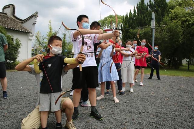 露營+房車+帳篷+...金山這些親子納涼游玩好去處，你都知道嗎？